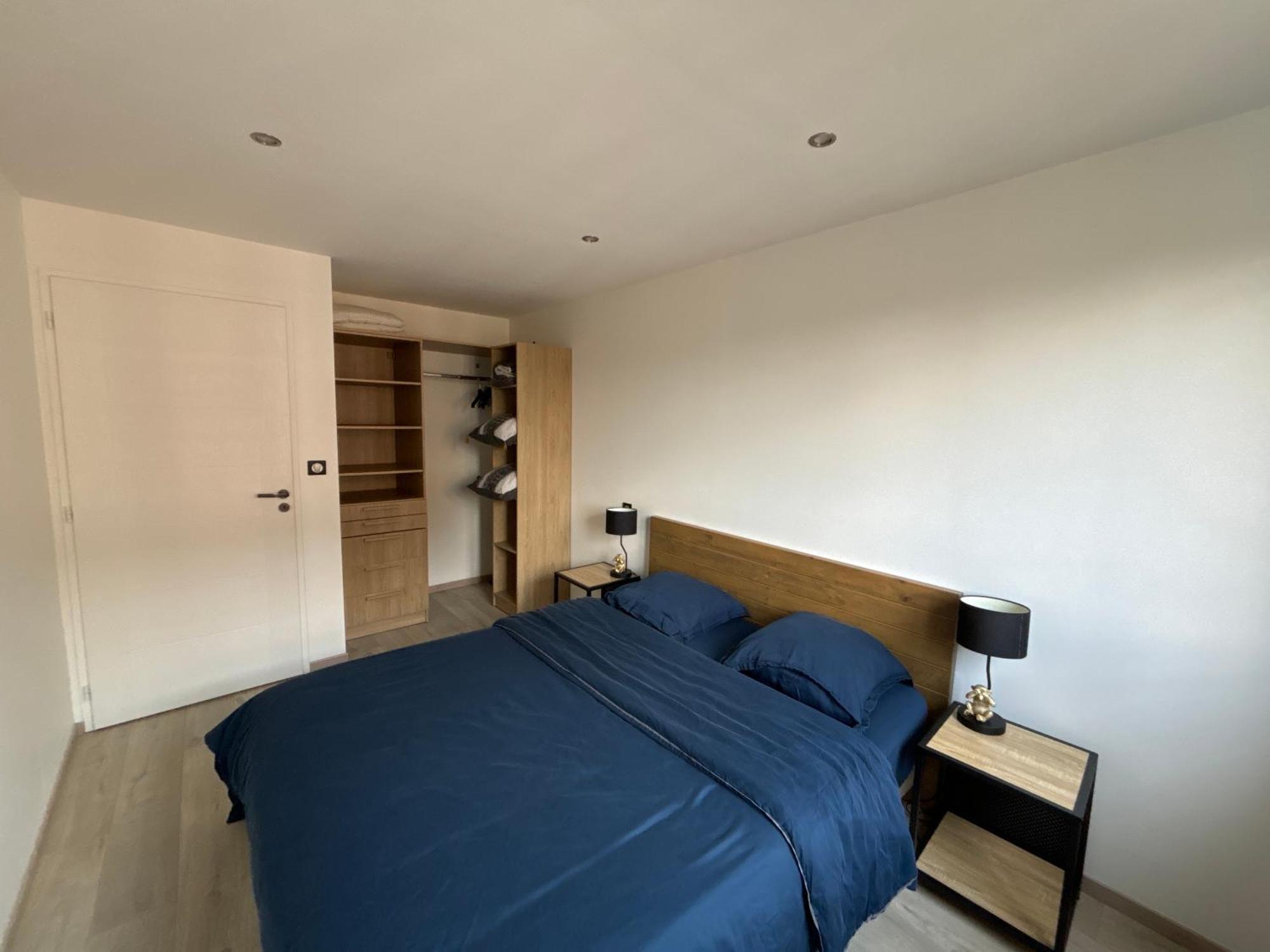 Appartement De Adrien Garage Prive Charleville-Mezieres Bagian luar foto